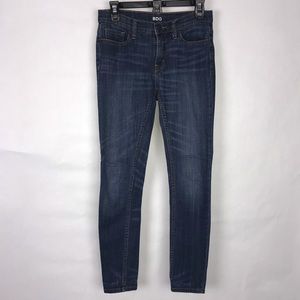 BDG Midrise Twig Jeans Size W27 x L29